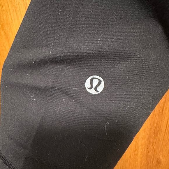 Lululemon Wunder Under Reversible Crop Pants Size 6 - Picture 4 of 5